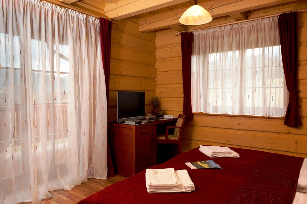 Green Inn Hotel Ostravice Esterno foto