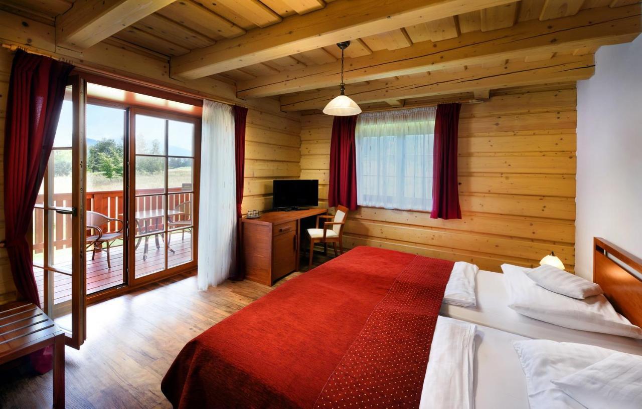 Green Inn Hotel Ostravice Esterno foto